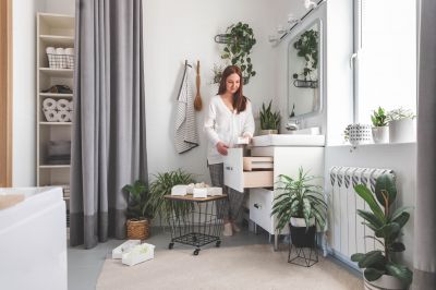 Compact and Efficient Storage